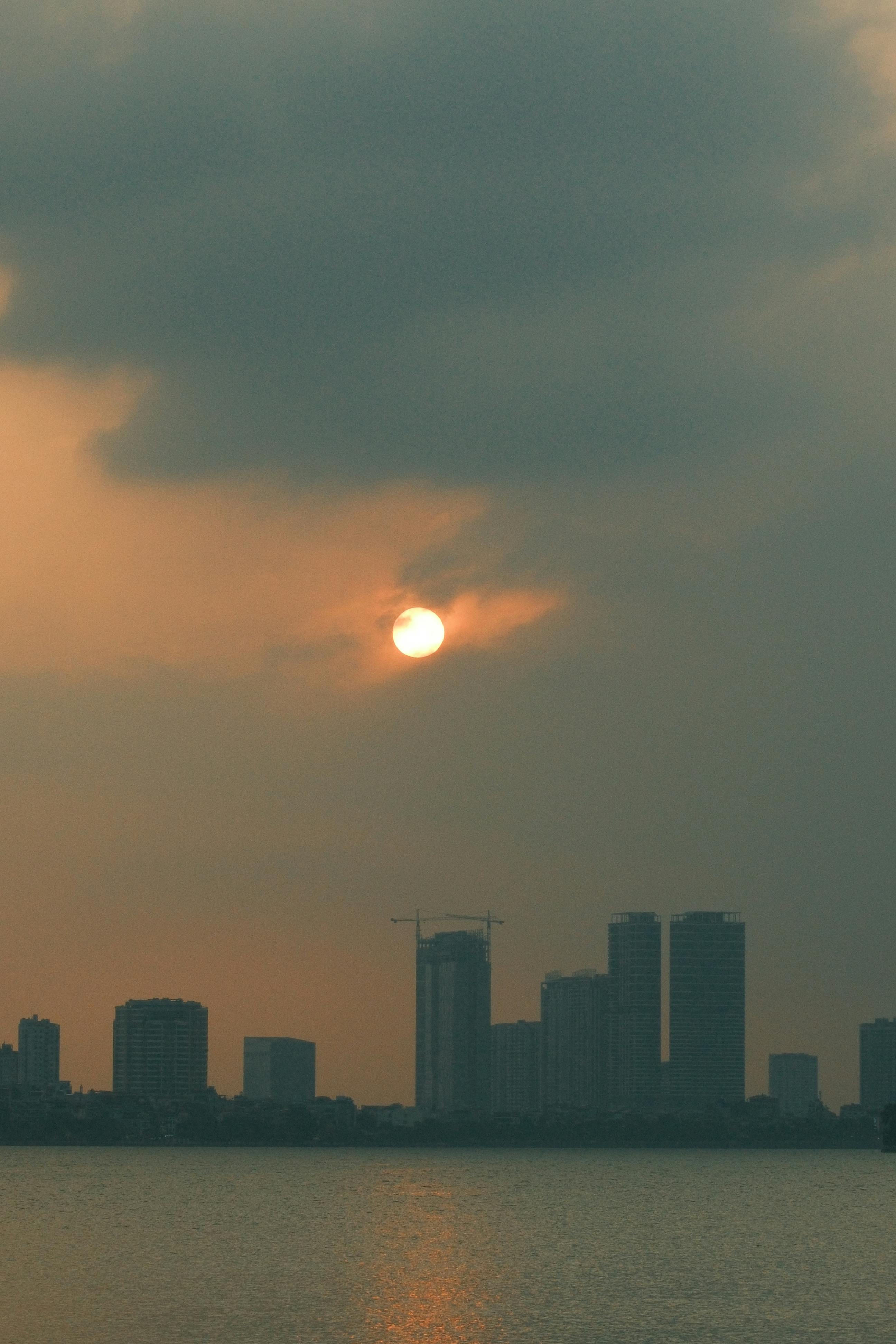 好的，我会根据您的要求对句子进行优化