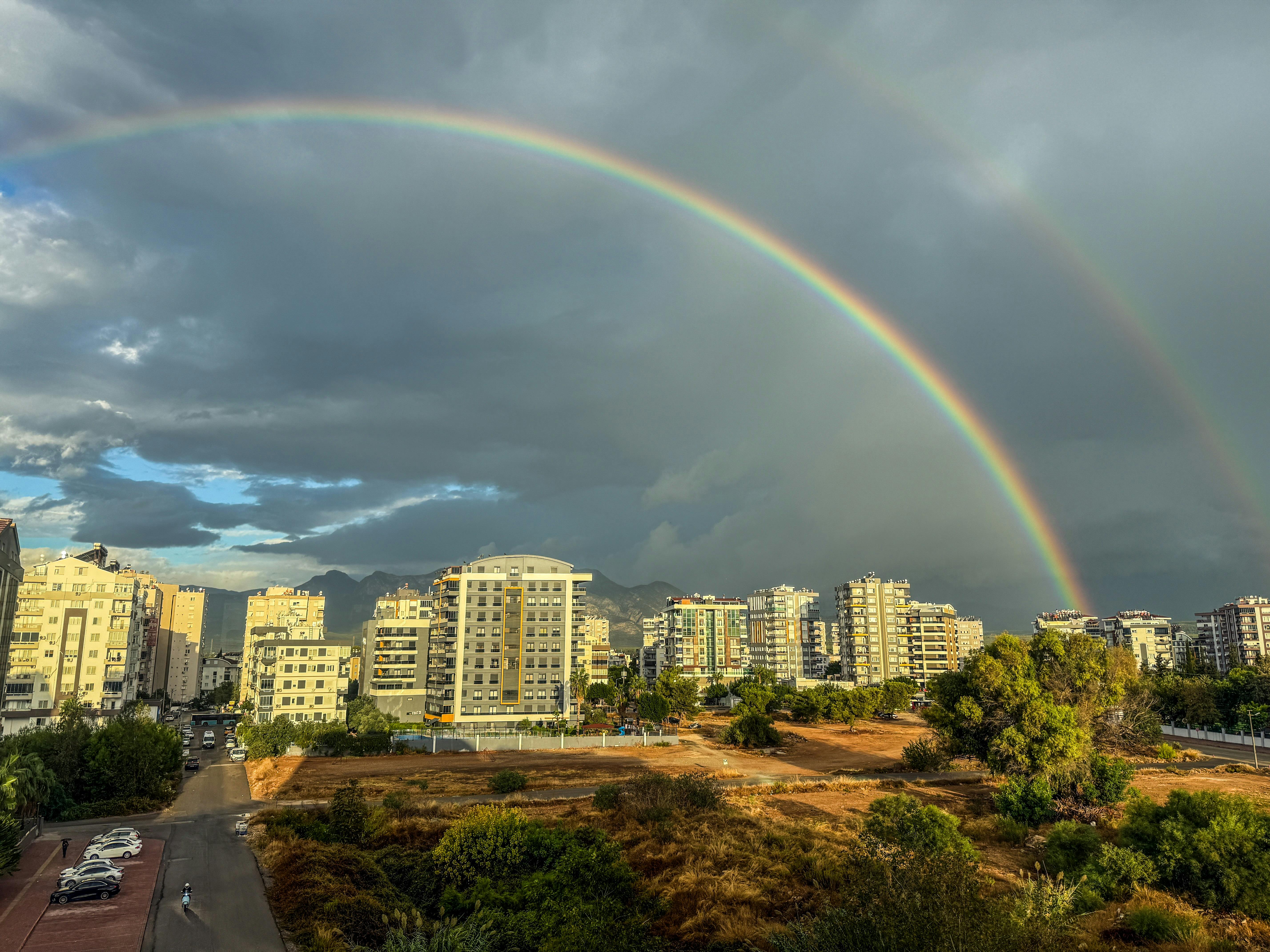 國際：愛丁堡國慶酒會 蘇格蘭政要風雨無阻熱情出席
