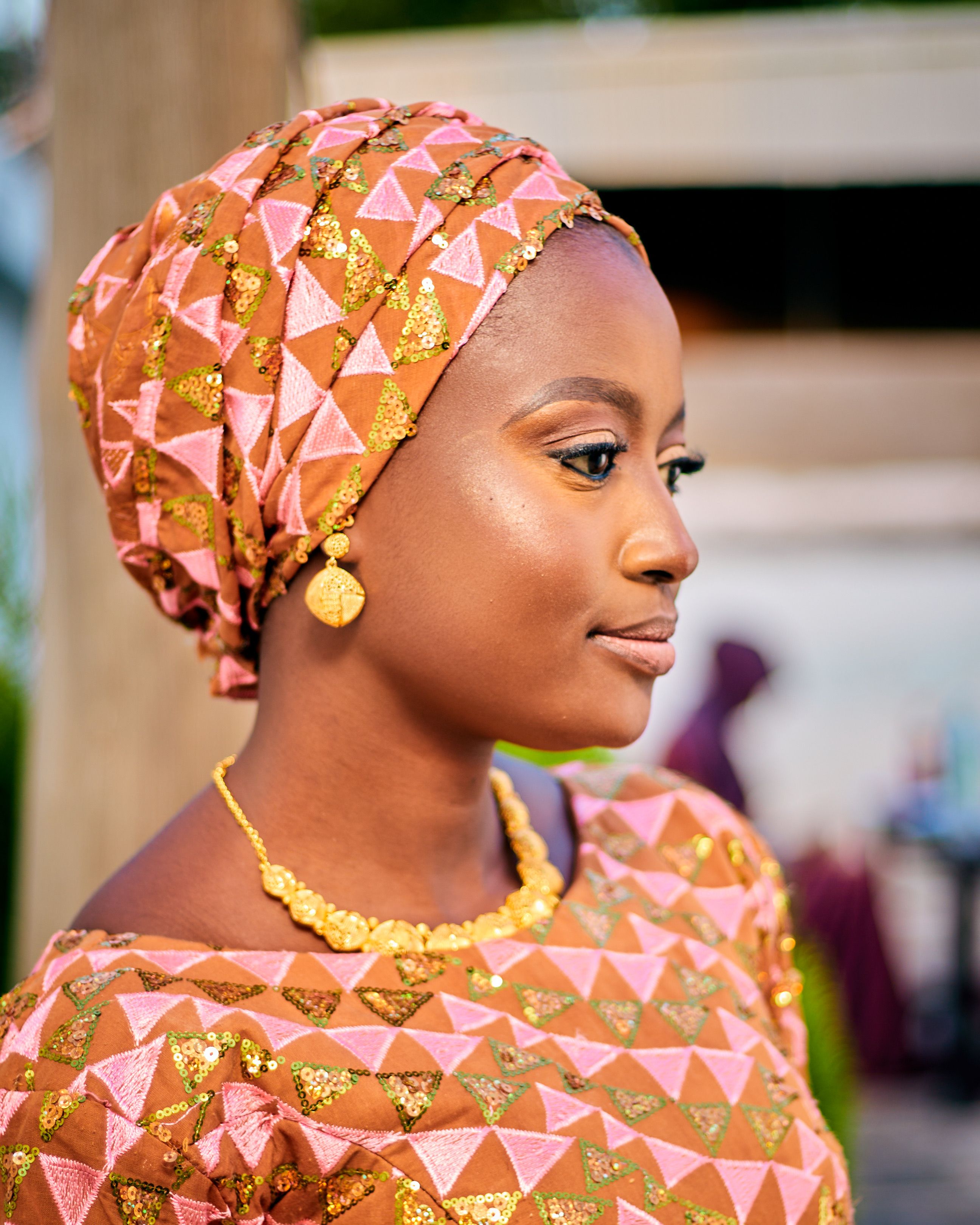 Elegant Portrait of a Woman in Traditional African Attire · Free Stock ...