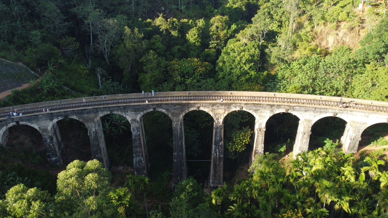 Nine Arches Bridge from above