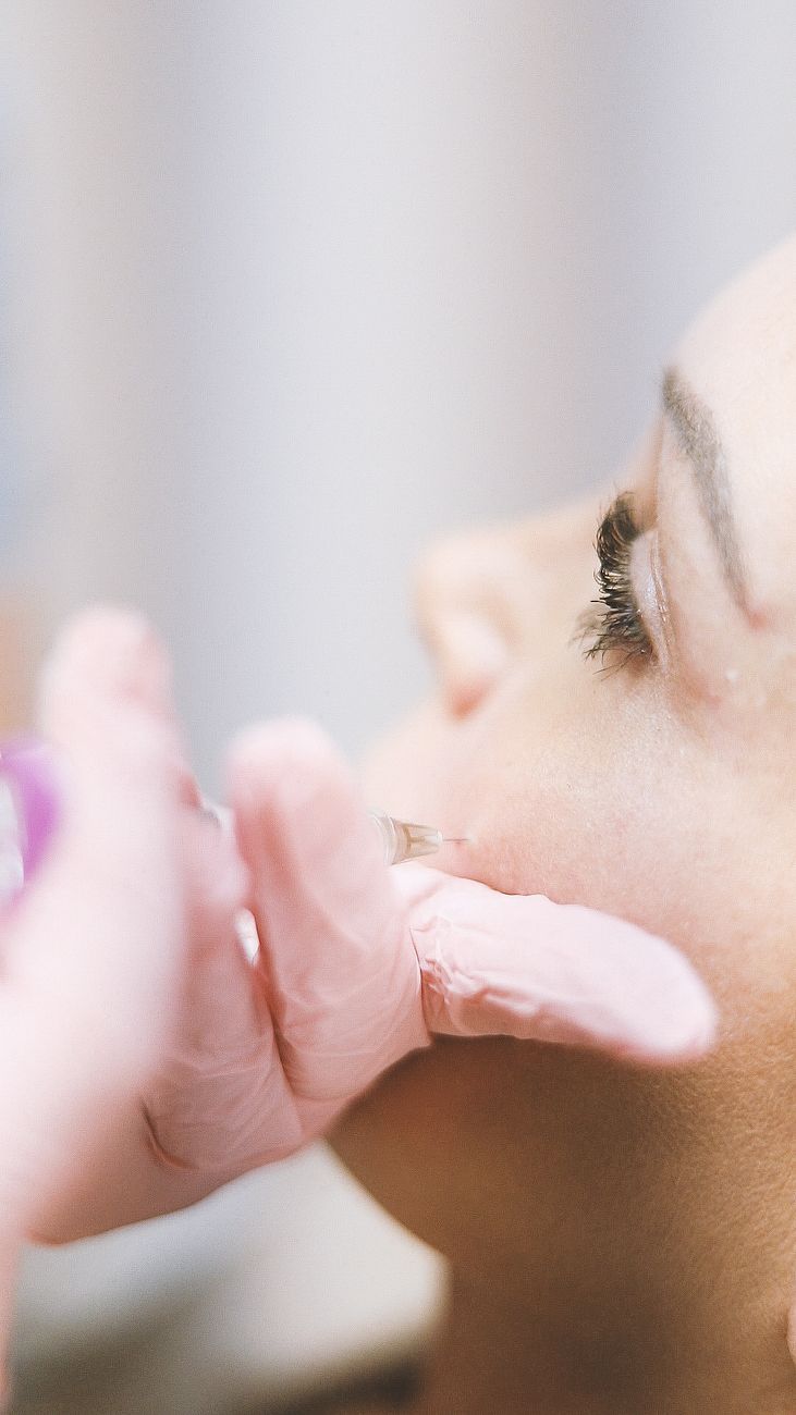 Hormone Balance and Aging: Data-Driven Insights on Natural Endocrine Support