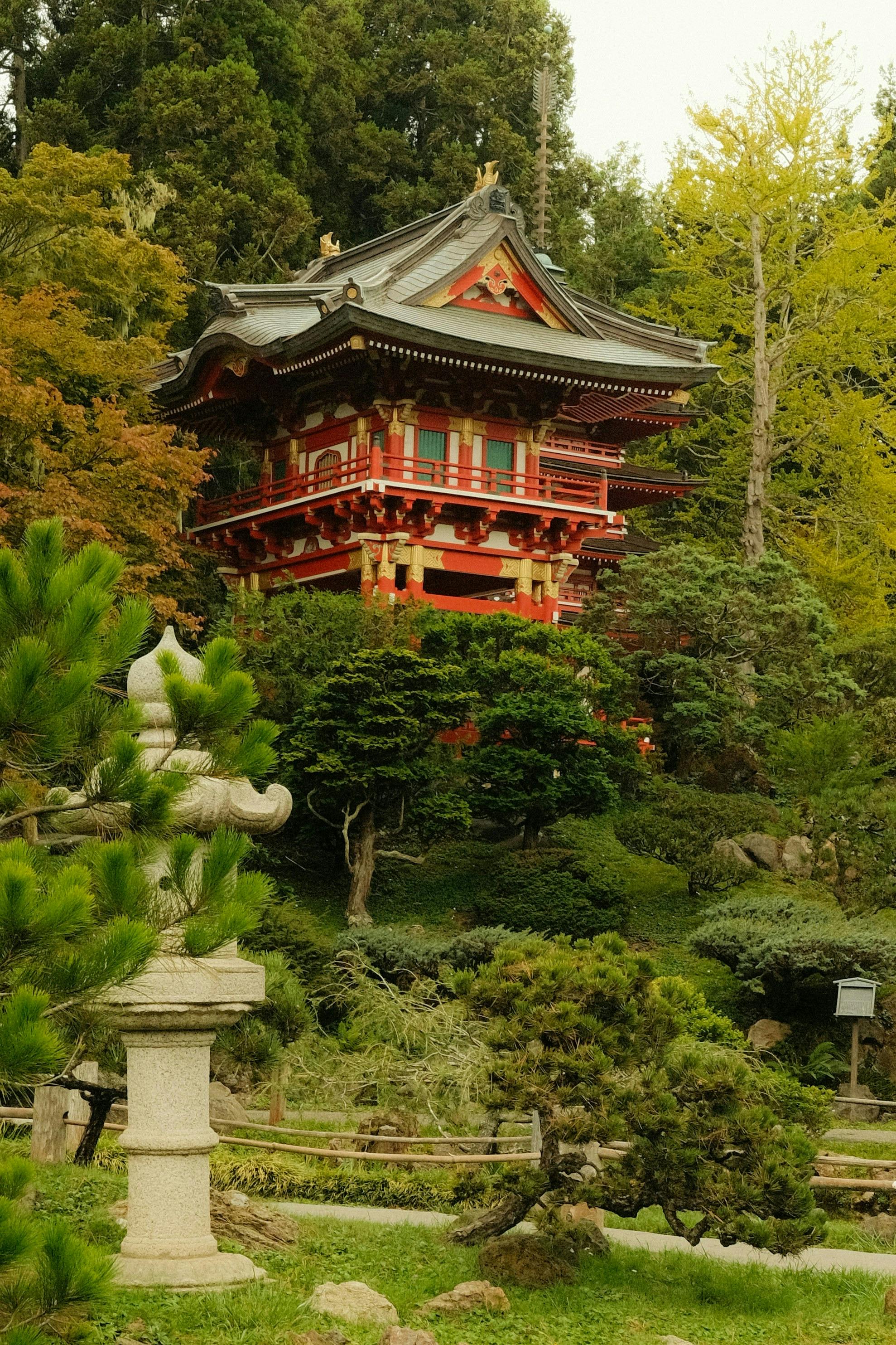 A Temple at the Japanese Tea Garden in San Francisco · Free Stock