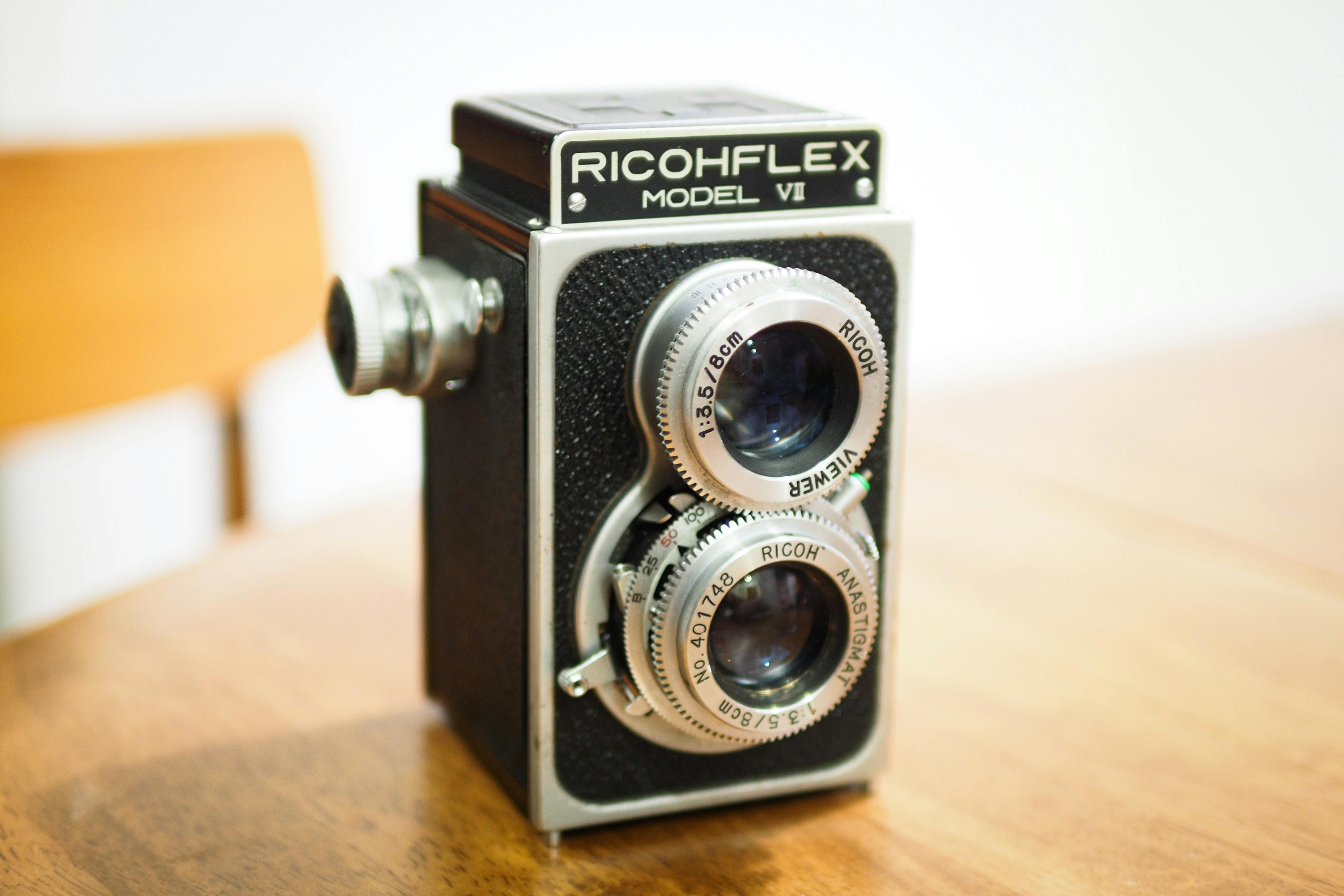 Vintage Ricohflex Model VI Twin-Lens Reflex Camera Close-Up · Free