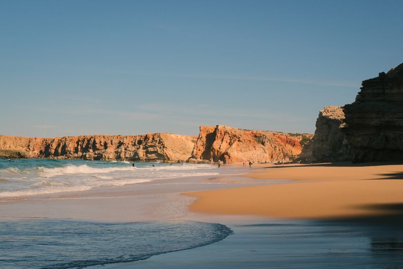Praia do Tonel ao nascer do sol, Algarve