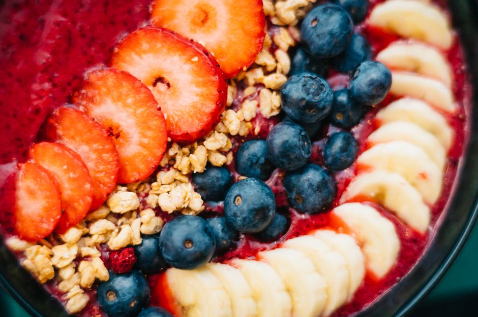 The Complete Guide to Fibermaxxing: How to Boost Digestive Health Without Bloating