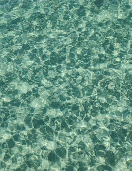 优化后的句子：

海青色、绿松石蓝和波浪色