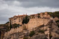 好的，我会遵循您的指示进行文本编辑