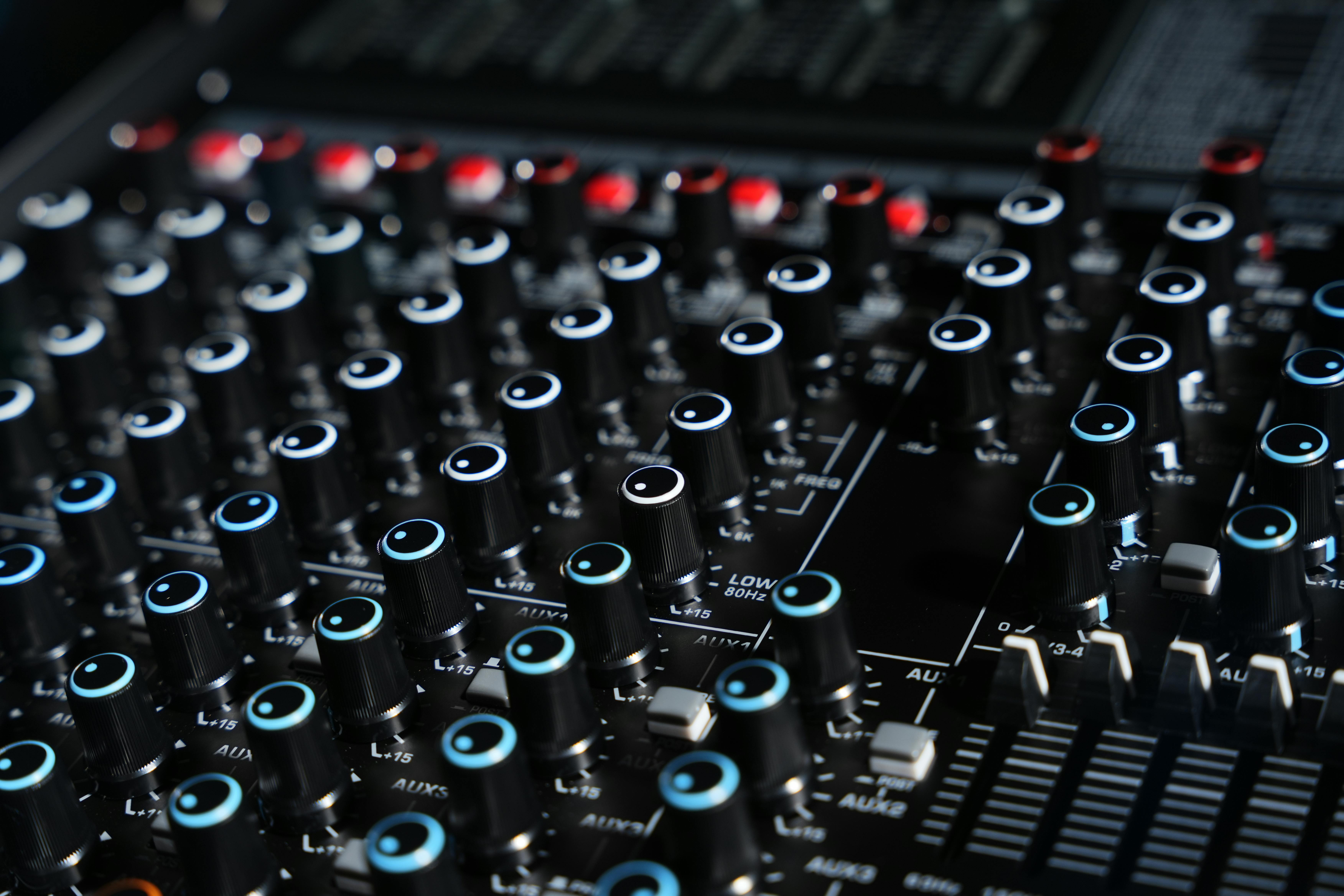 科技股市集中度攀升，金盛分析不重演90年代泡沫