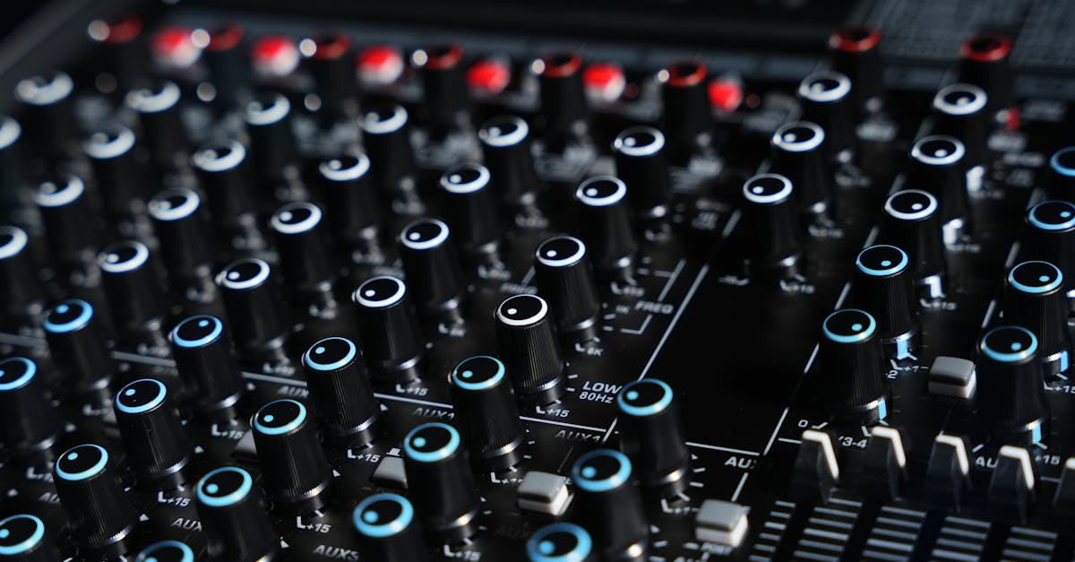 稀土出口限制影響科技供應鏈 美股歷史高點前短暫回調