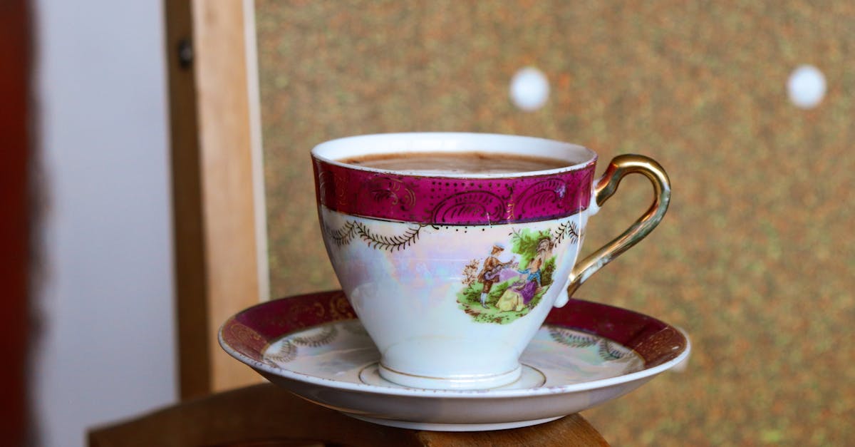 黃金價格突破4000美元大關,避險需求激增反映政治經濟不確定性