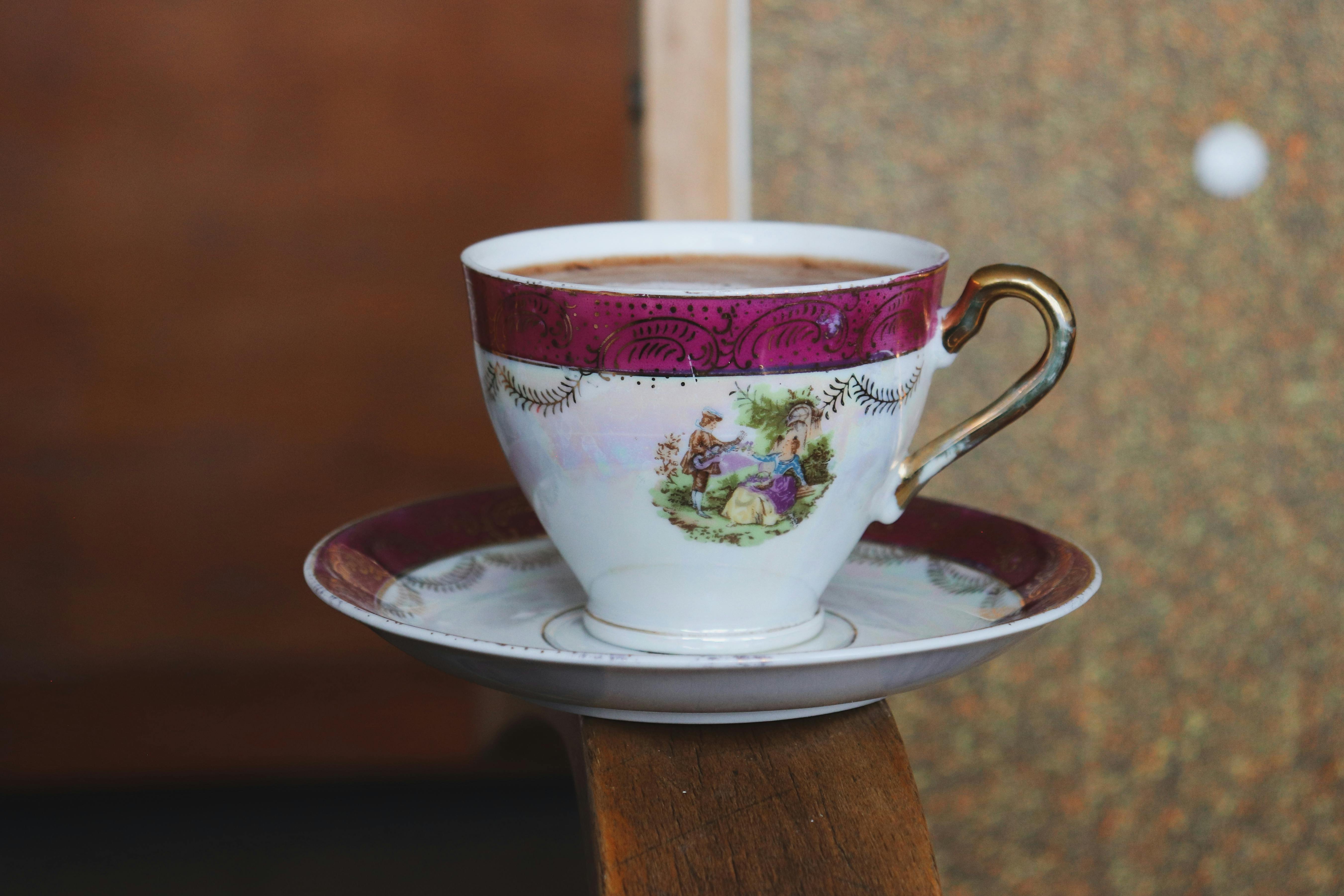 黃金價格突破4000美元大關，避險需求激增反映政治經濟不確定性