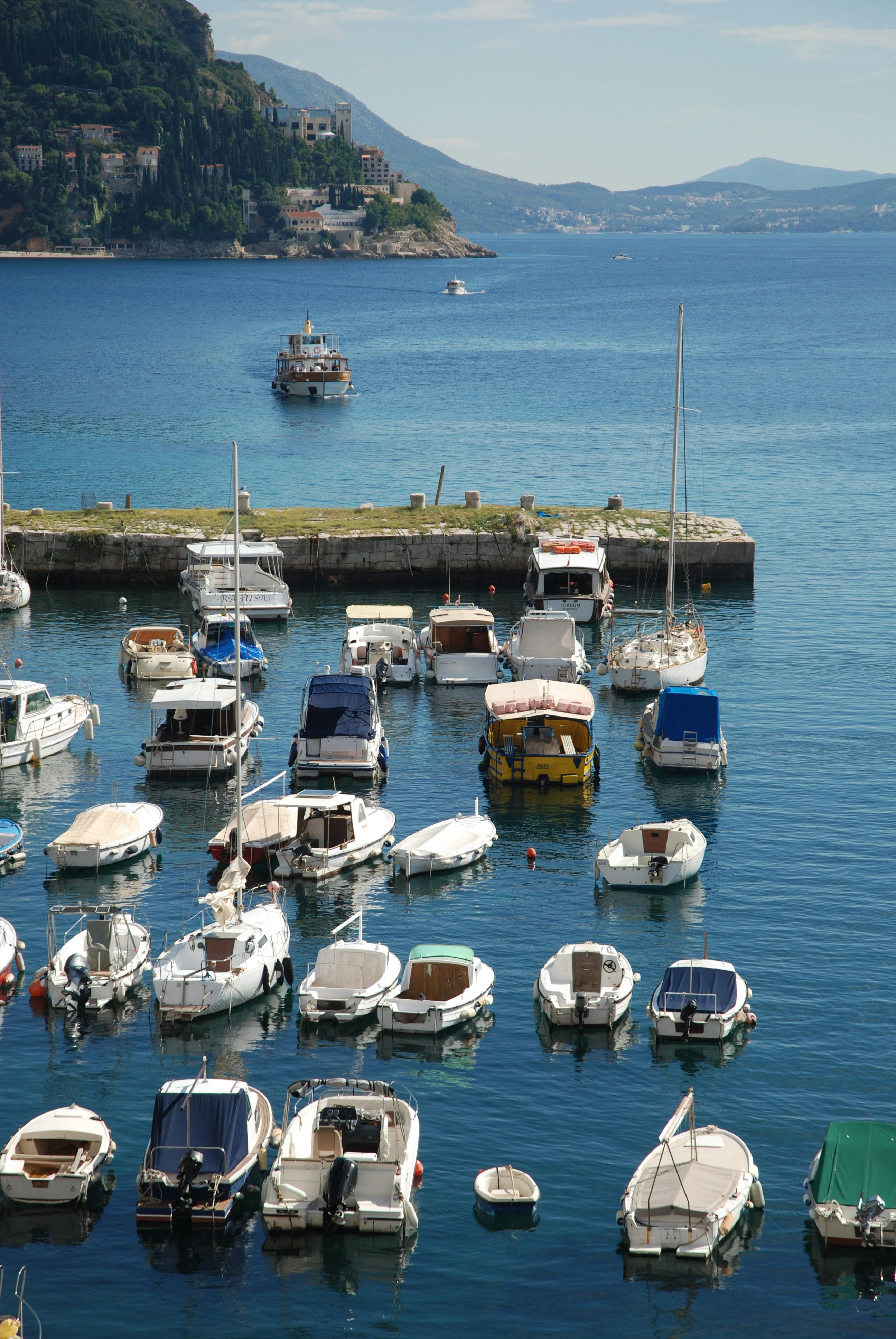 您的请求未提供具体的句子内容，请提供一个句子以便我进行优化