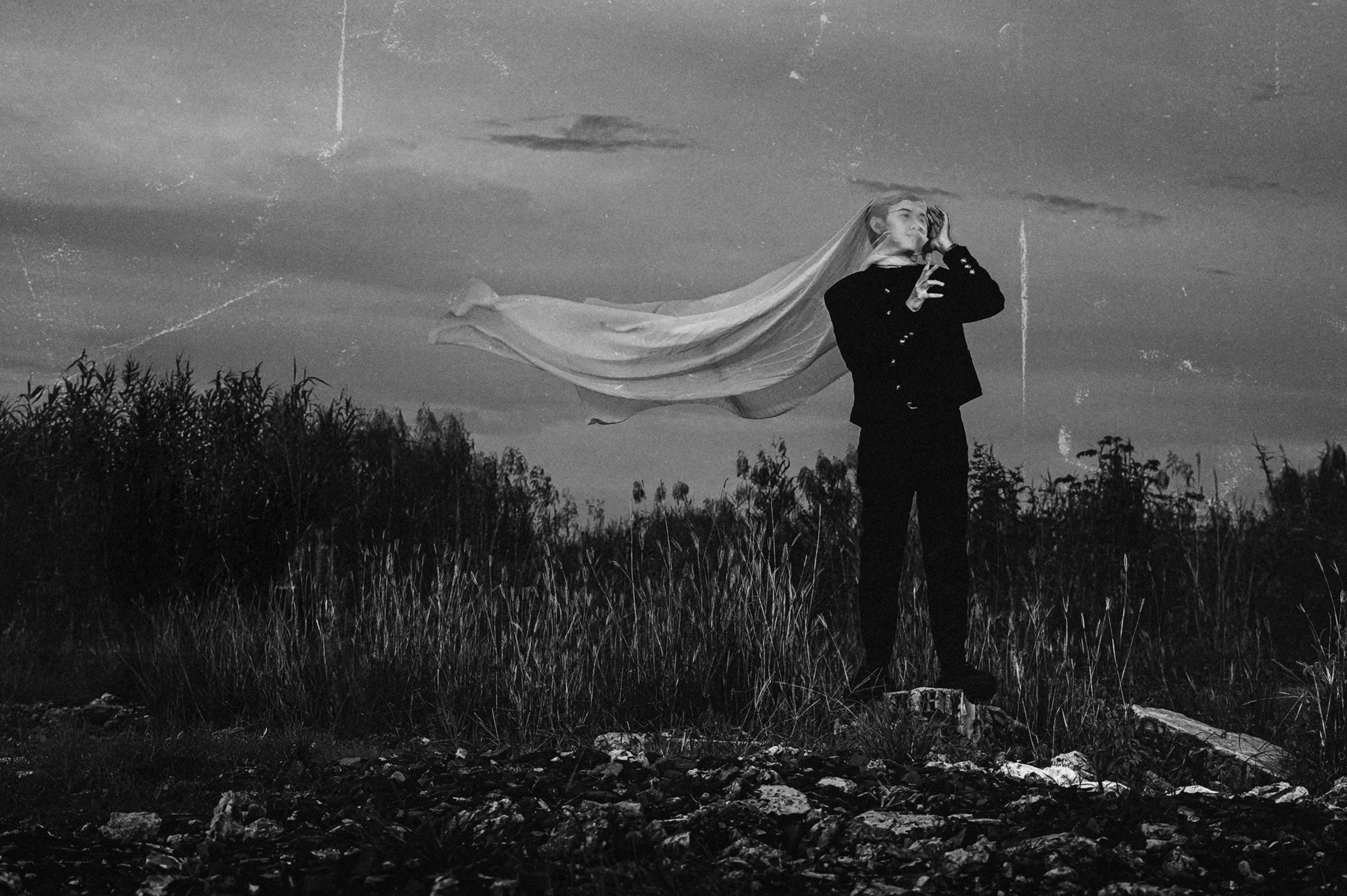 生活：以色列人質揭露囚禁黑暗真相：孤立無光的生存掙扎