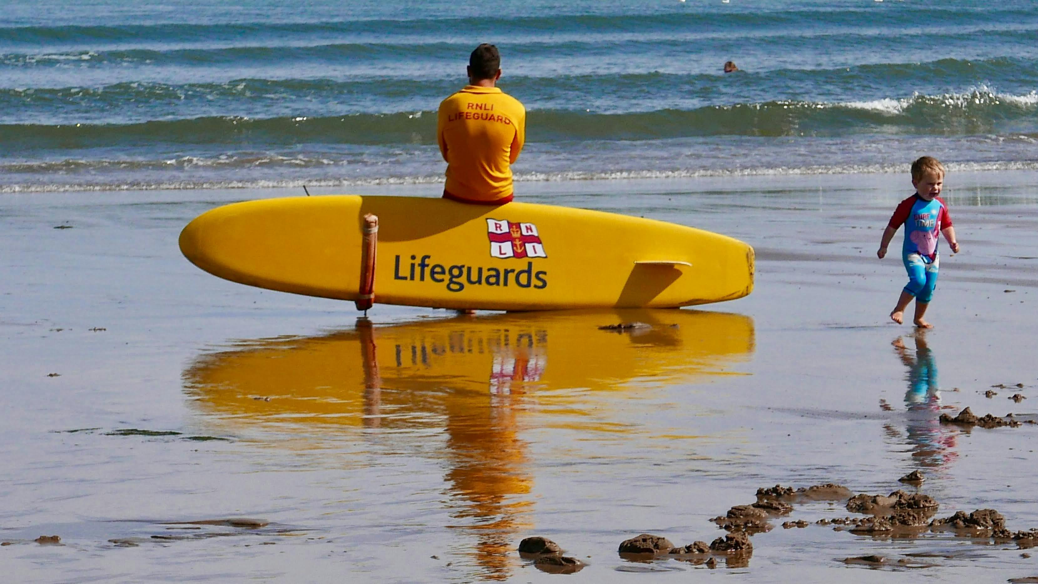 美籍「鏟子超人」救災遭檢舉 心寒感嘆台灣生活難