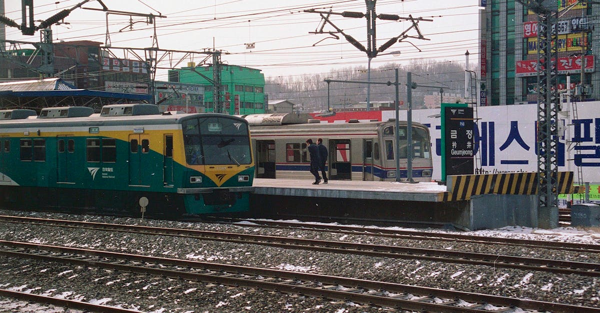 移民署行動列車深入員林重慶小巷 教民眾輕鬆辦理在臺生活手續