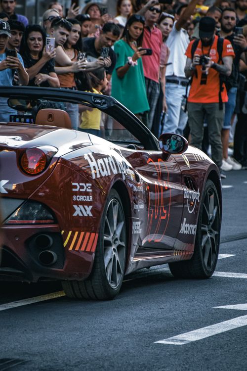 Real Street Racing Events Racing Car at Urban Street Event · Free Stock Photo