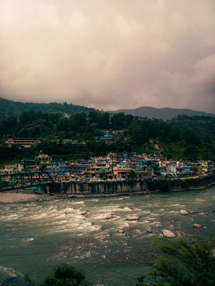 Kerala Backwaters & Hill Stations — Kerala