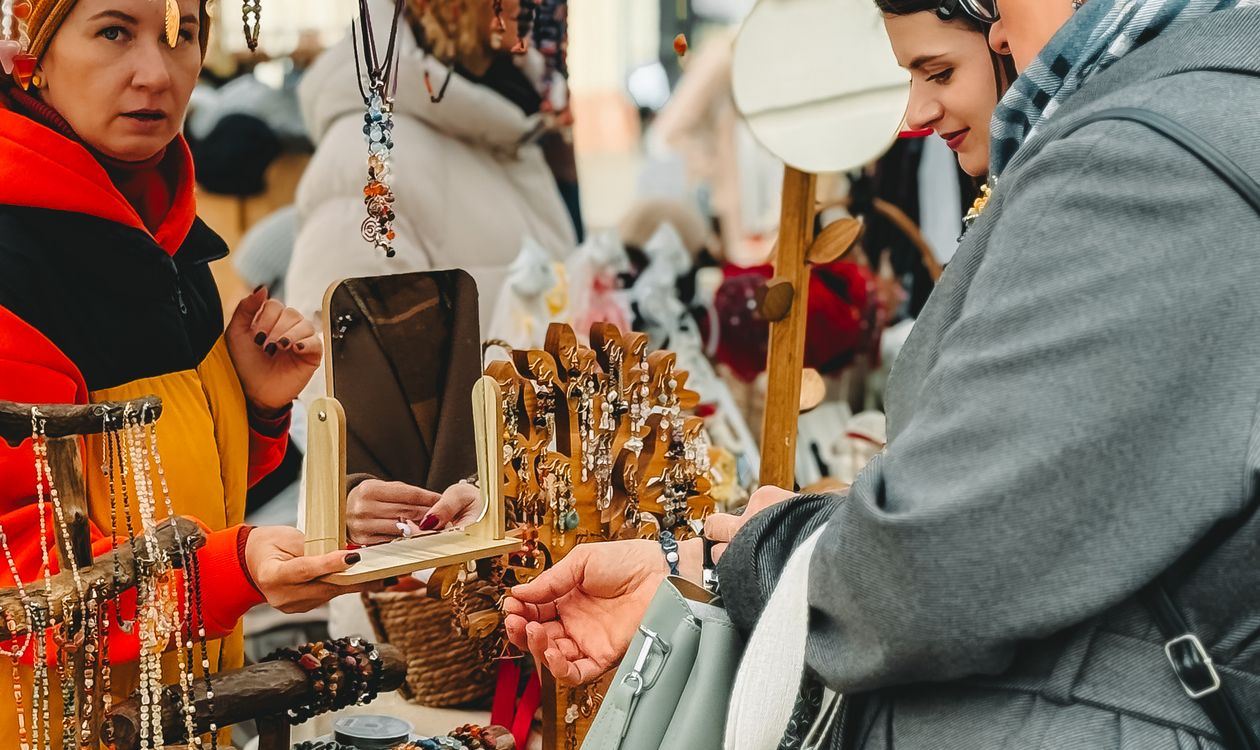 Stalls, Silver & Sabina: Ibiza's Market Week, From Las Dalias to La Mola (17–24 August 2026)