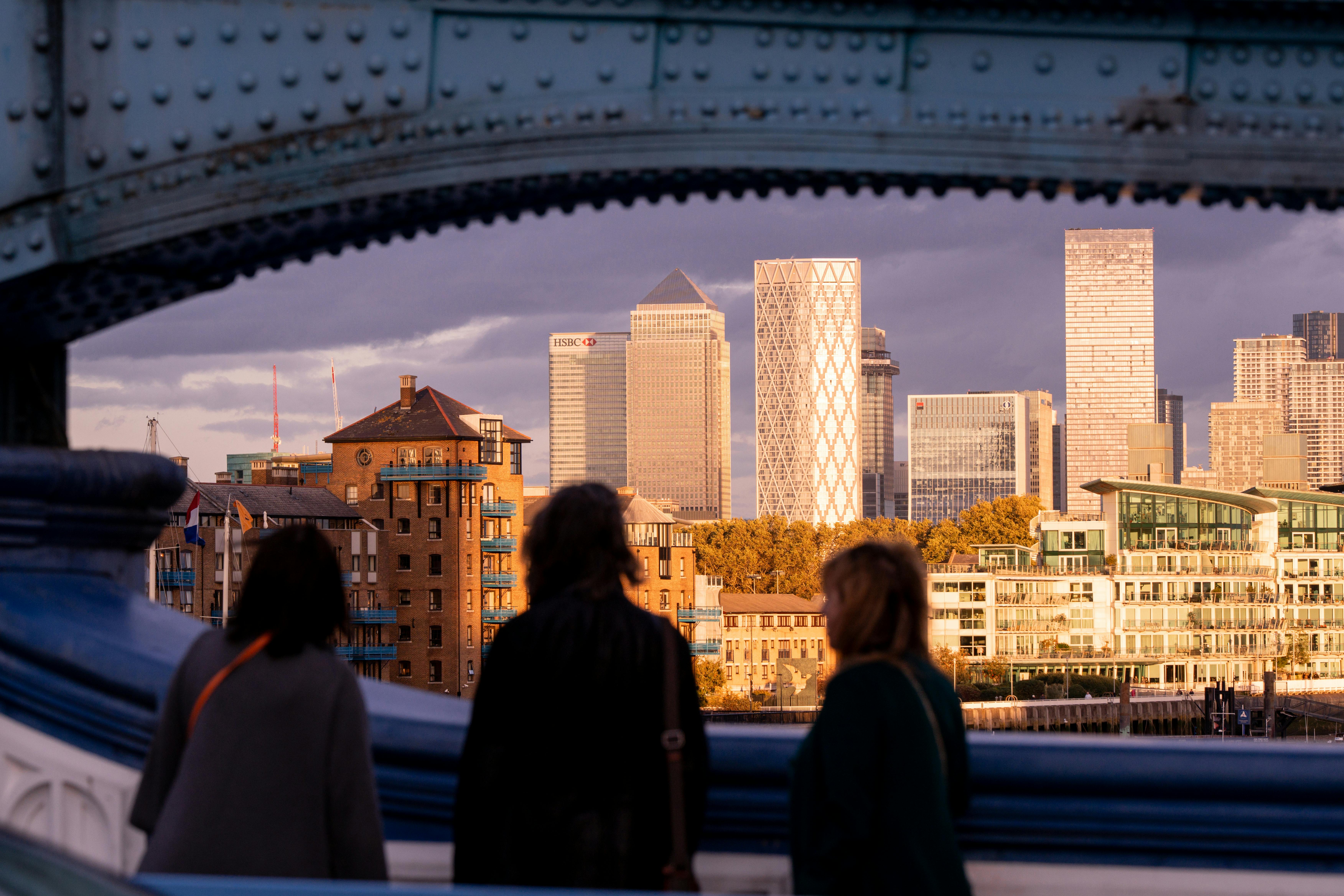 財經：智通ADR市場快報：10月11日最新交易數據分析