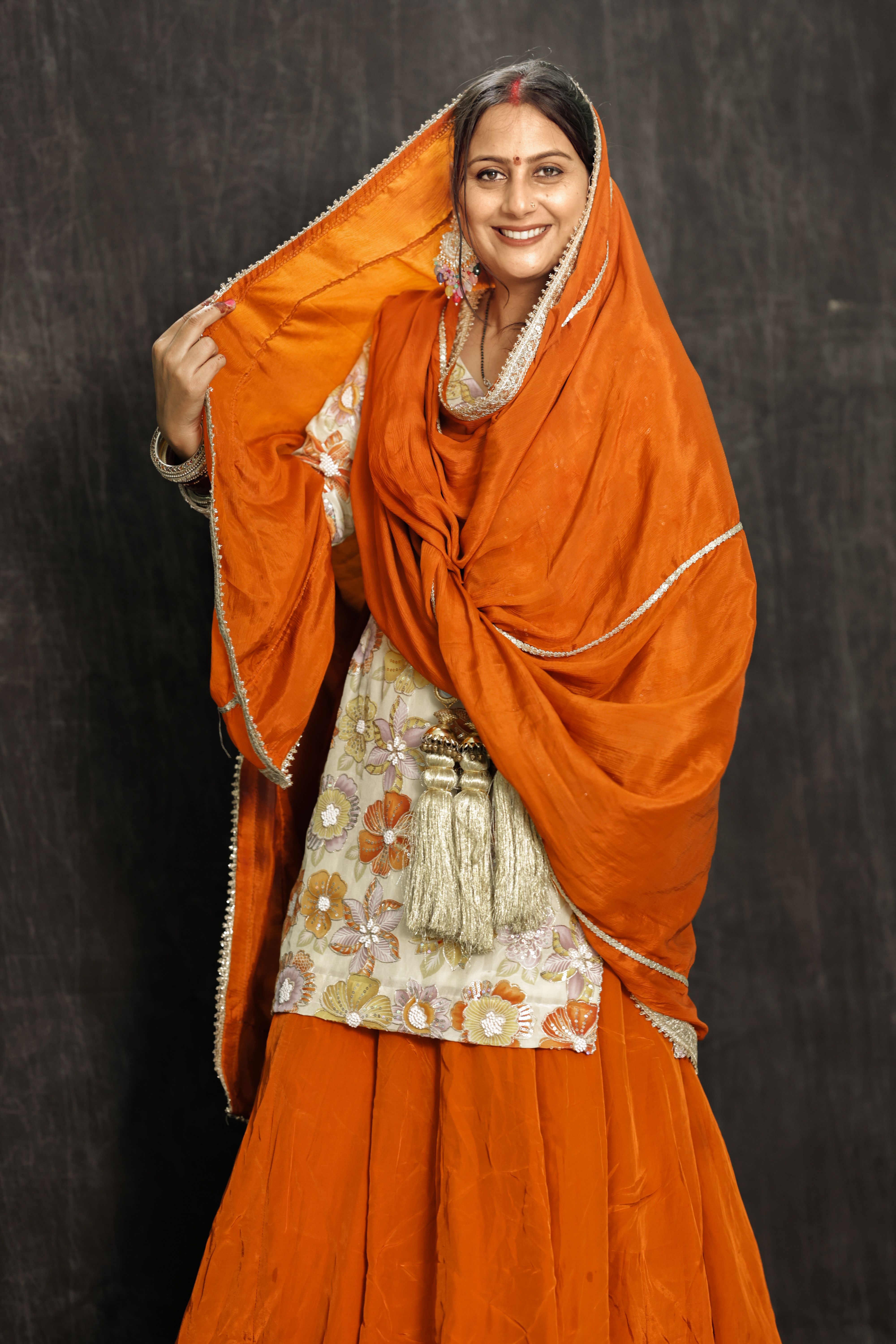 Punjabi Dress Photos, Download The BEST Free Punjabi Dress Stock Photos &  HD Images
