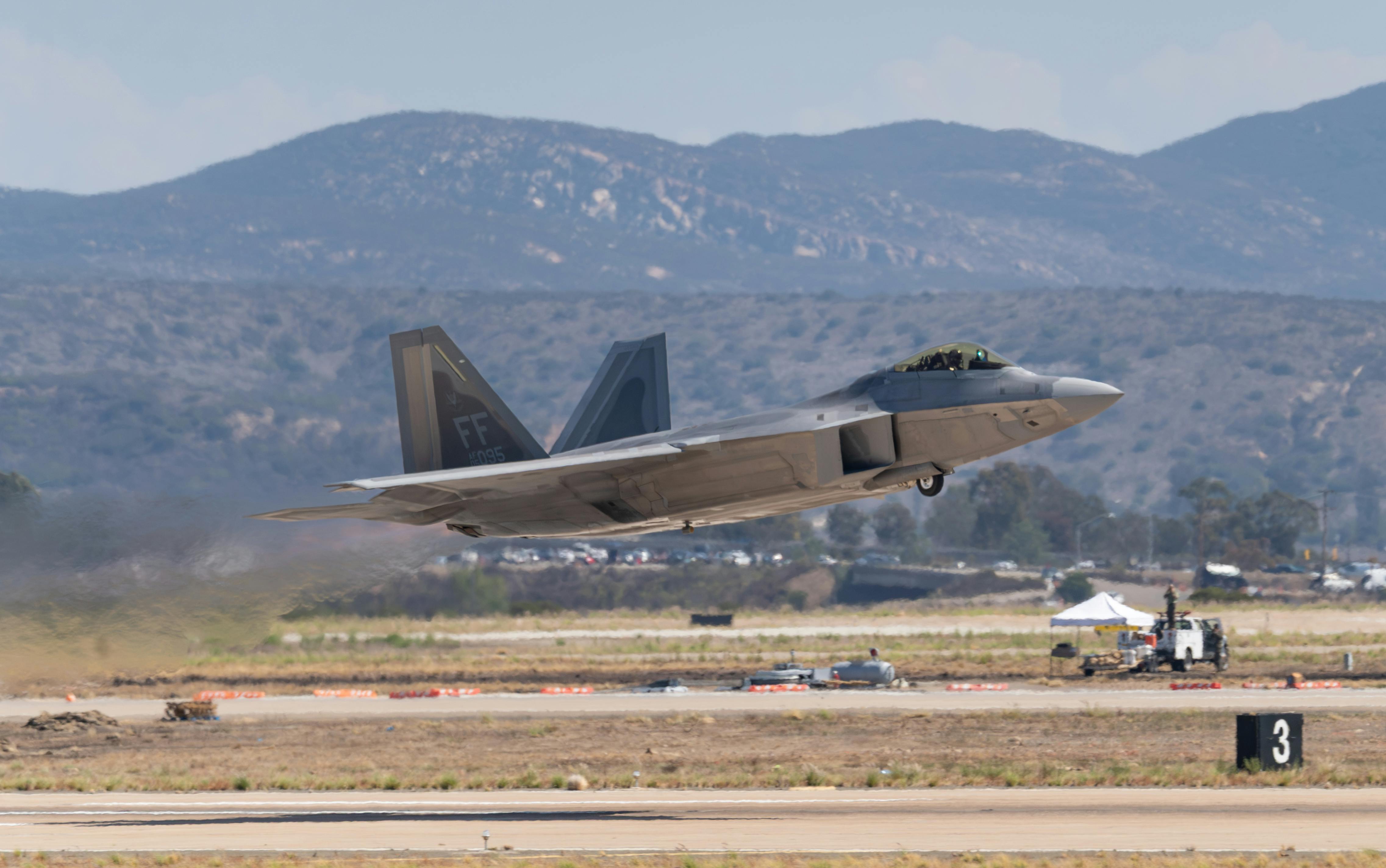 炬識科技推出MetaRoots資料管理系統 助企業節省60%溝通成本加速A