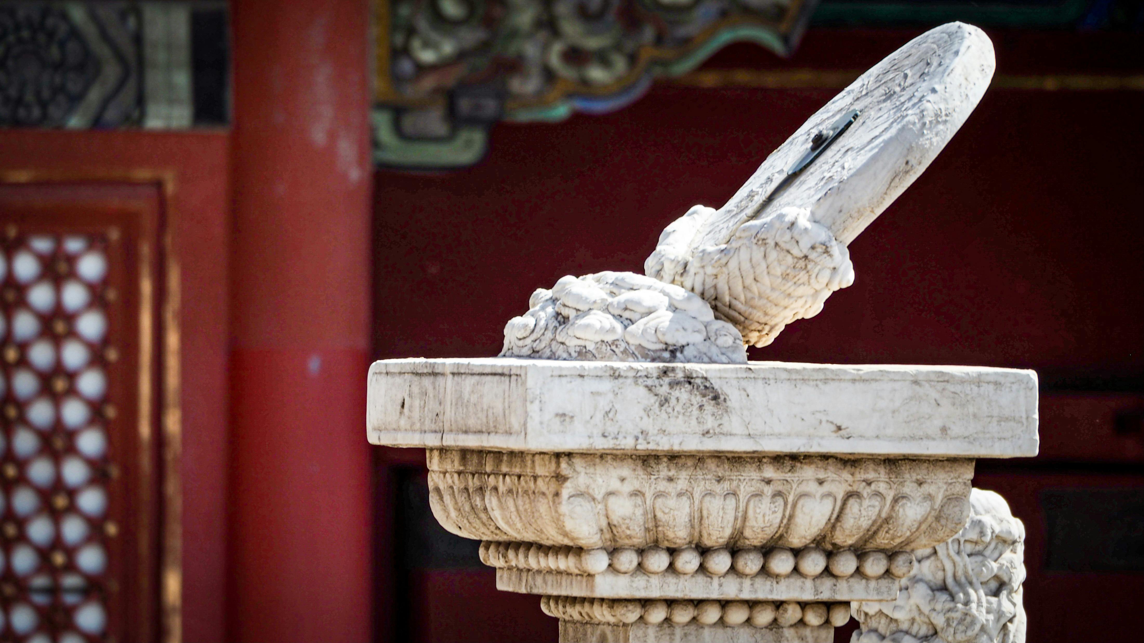 Menguak Waktu Kuno: Perjalanan Astronomi Membentuk Kalender Mesir dan Romawi