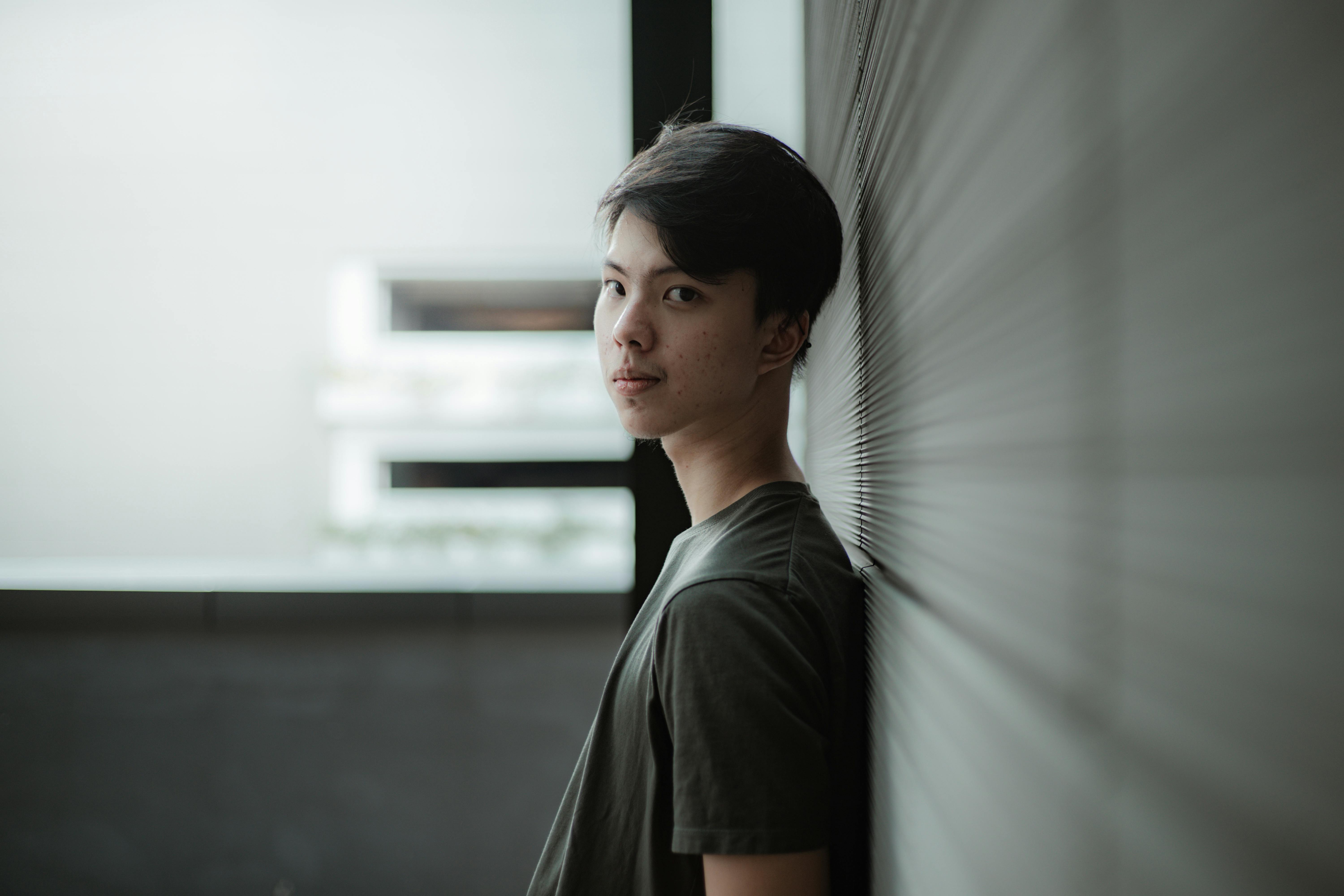 Understanding Fragrance Notes and Profiles for Better Perfume Selection