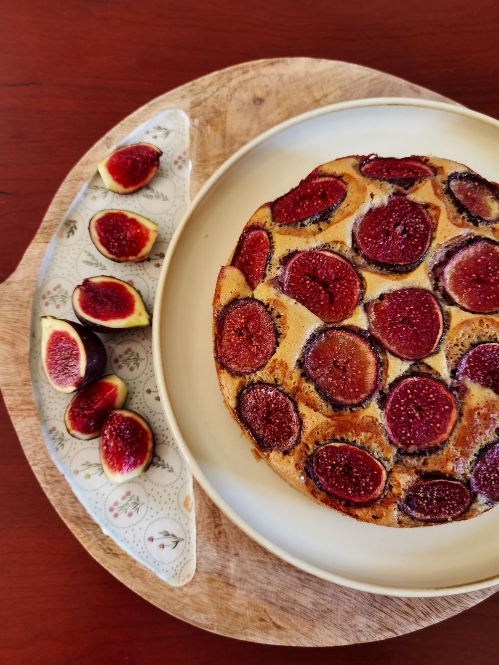 Brandy-Soaked Fruitcake