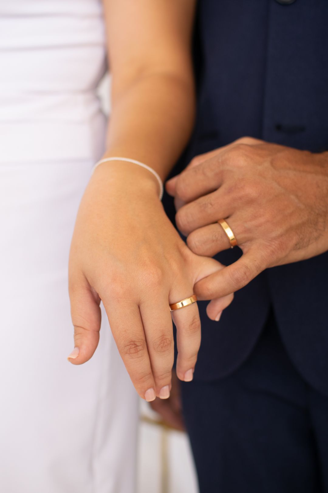 tungsten vs silicone ring comparison for daily wear — FoundryCut