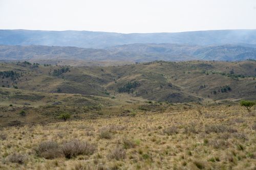 Free Explore the serene mountain landscape of Córdoba, Argentina, showcasing rolling hills and natural beauty. Stock Photo