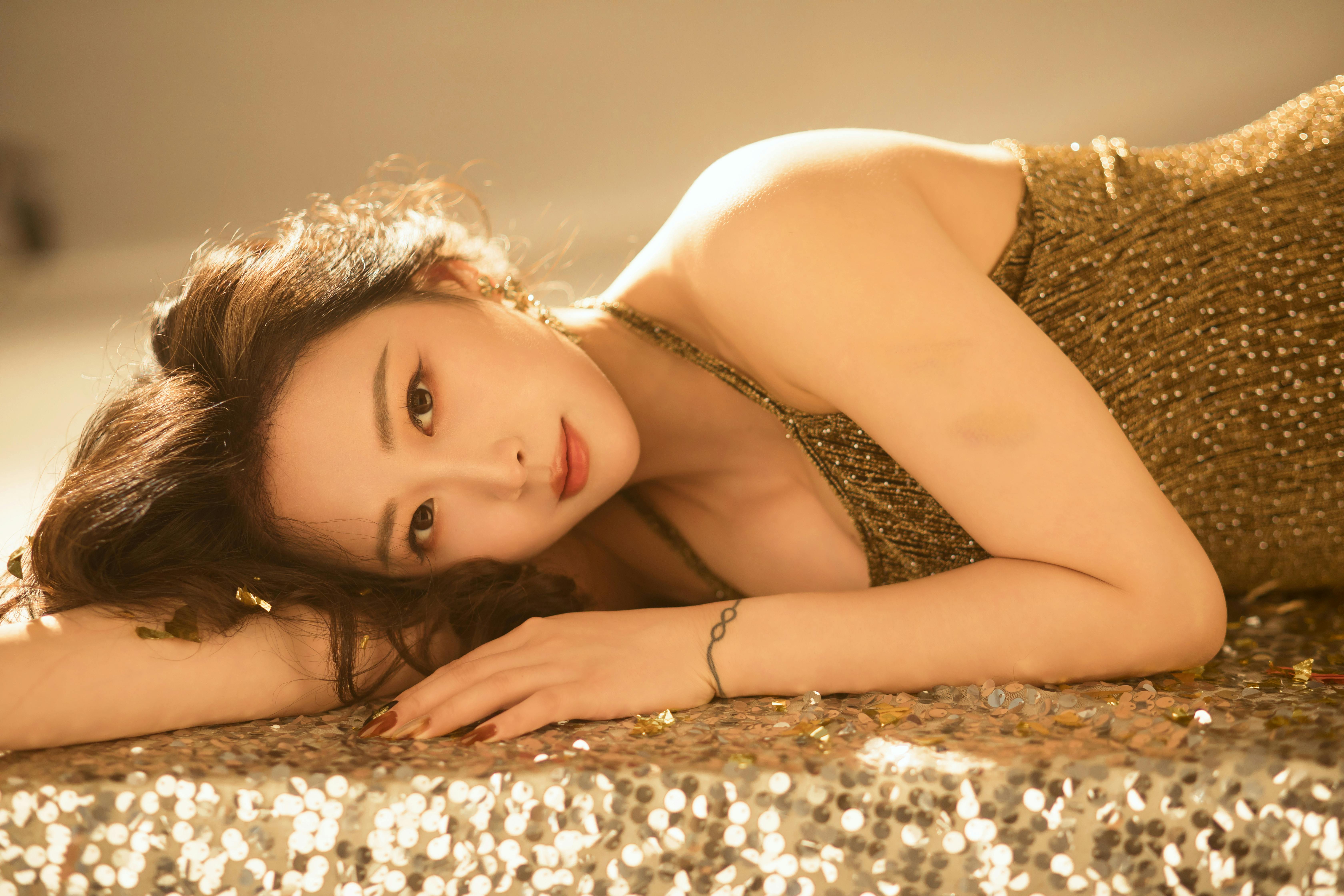 10月14日財經早餐：金價創新高逼近4120 美政府優先確保軍人薪酬