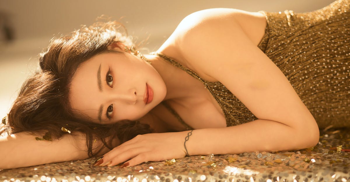 10月14日財經早餐:金價創新高逼近4120 美政府優先確保軍人薪酬