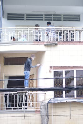 Ravalement de façade à Toulouse : prix, obligations et démarches 2025