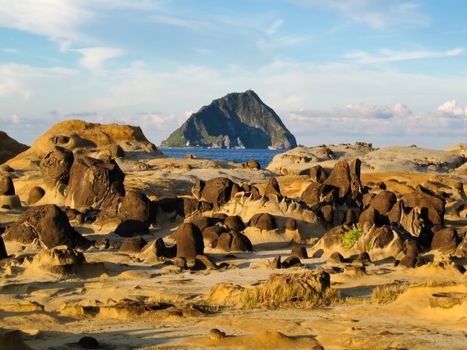 Chinese and Taiwanese Coast Guards Clash Near Disputed Pratas Island