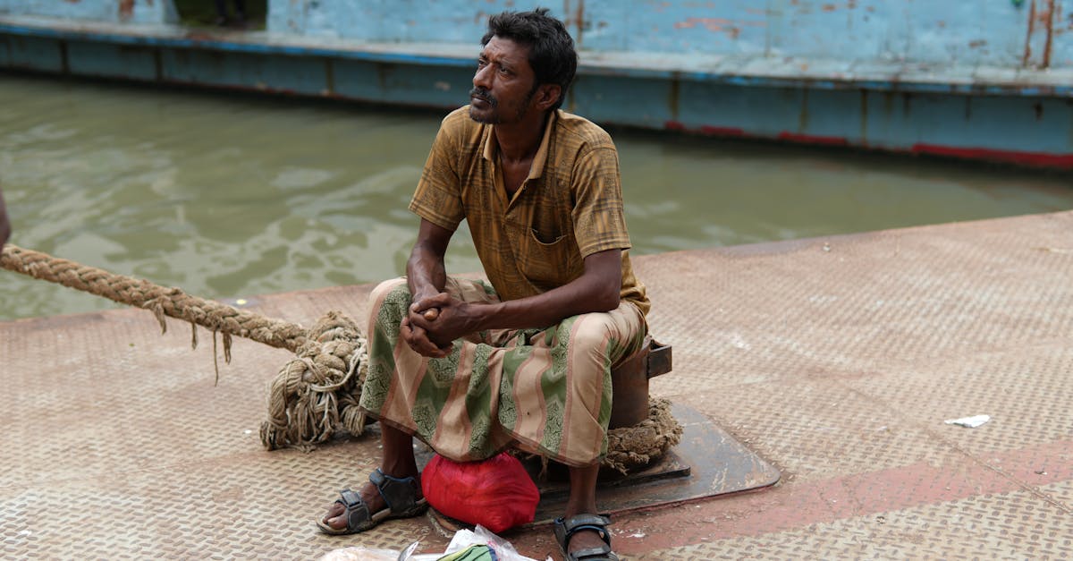 政治:澎湖廢棄漁船突發大火 吉貝消防與岸巡成功撲滅