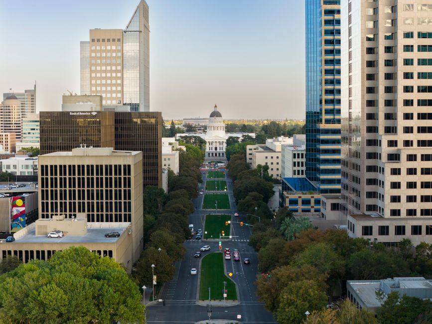 Aerial view of Sacramento's skyline featuring the iconic Capitol Building.