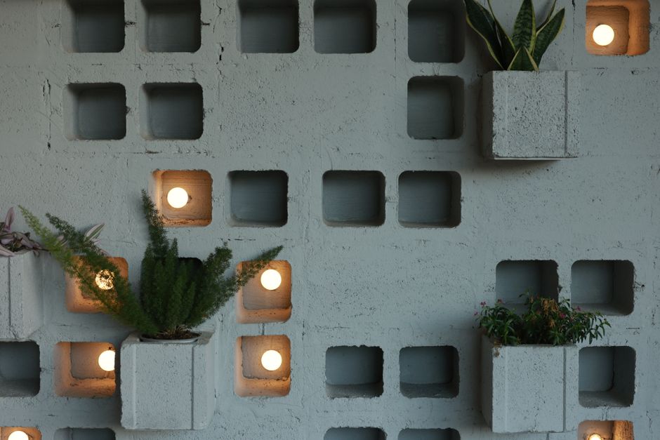 Slaapkamer met industriële betonlook wanden. Slaapkamer met industriële betonlook wanden.