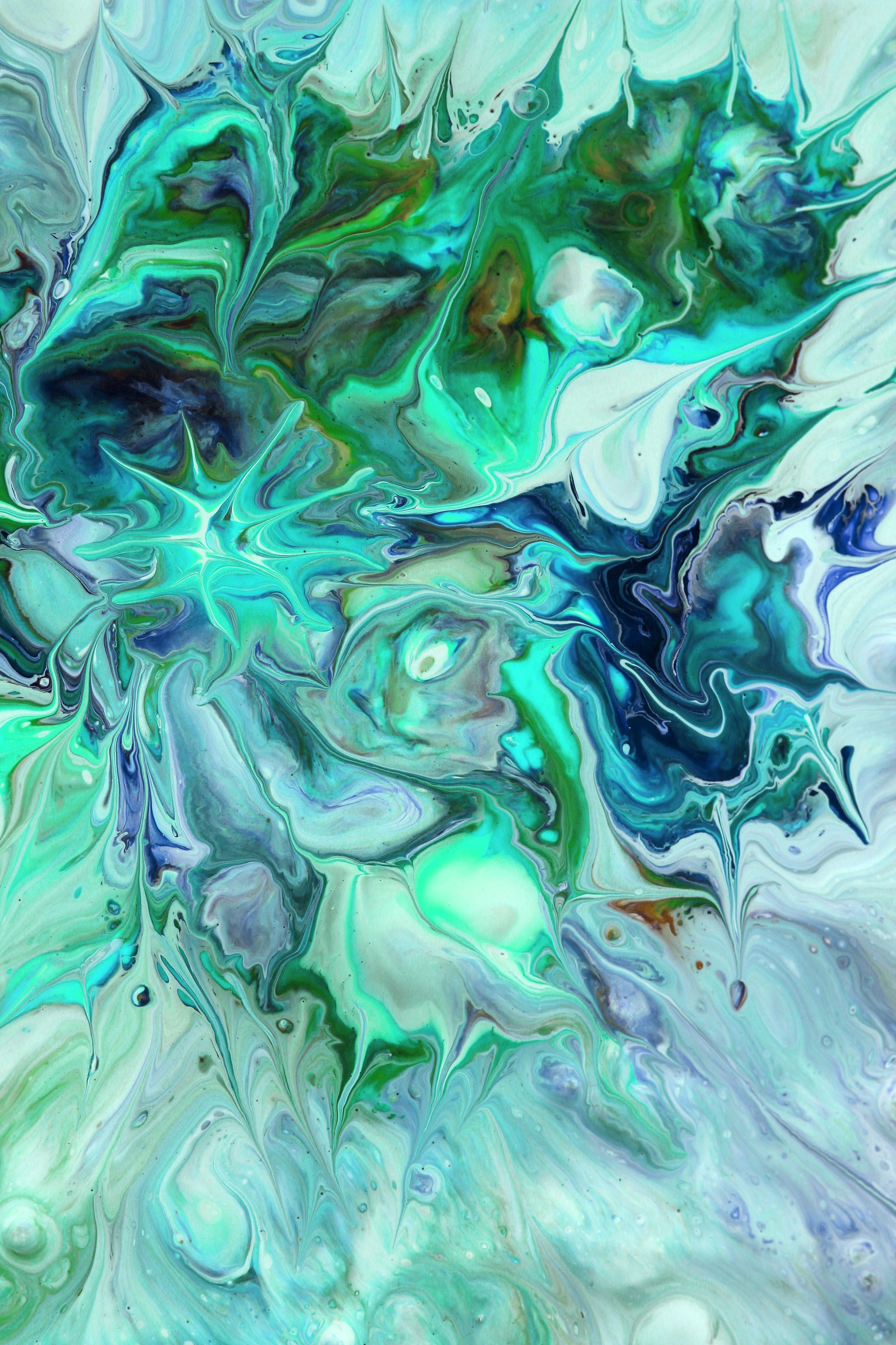 Vibrant Abstract Acrylic Art in Cool Tones · Free Stock Photo