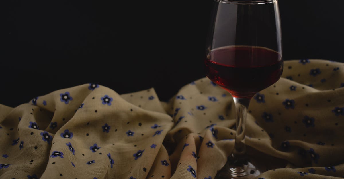 生活:以色列人質揭露囚禁黑暗真相:孤立無光的生存掙扎