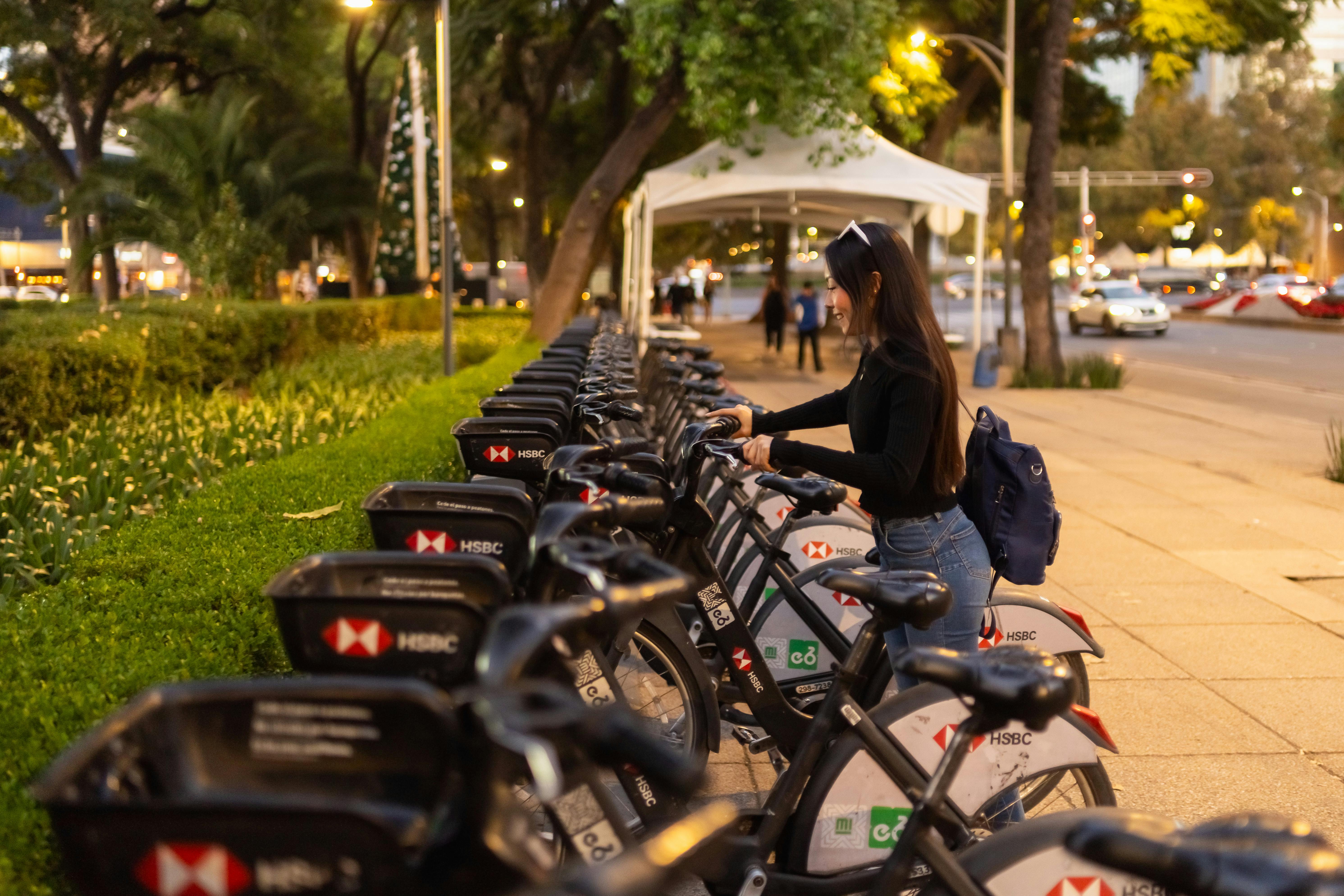 Mexico Emerges as the New Hub for Remote Workers Combining Work and World Cup 2026 Travel Experience — Photo by Julio Lopez o