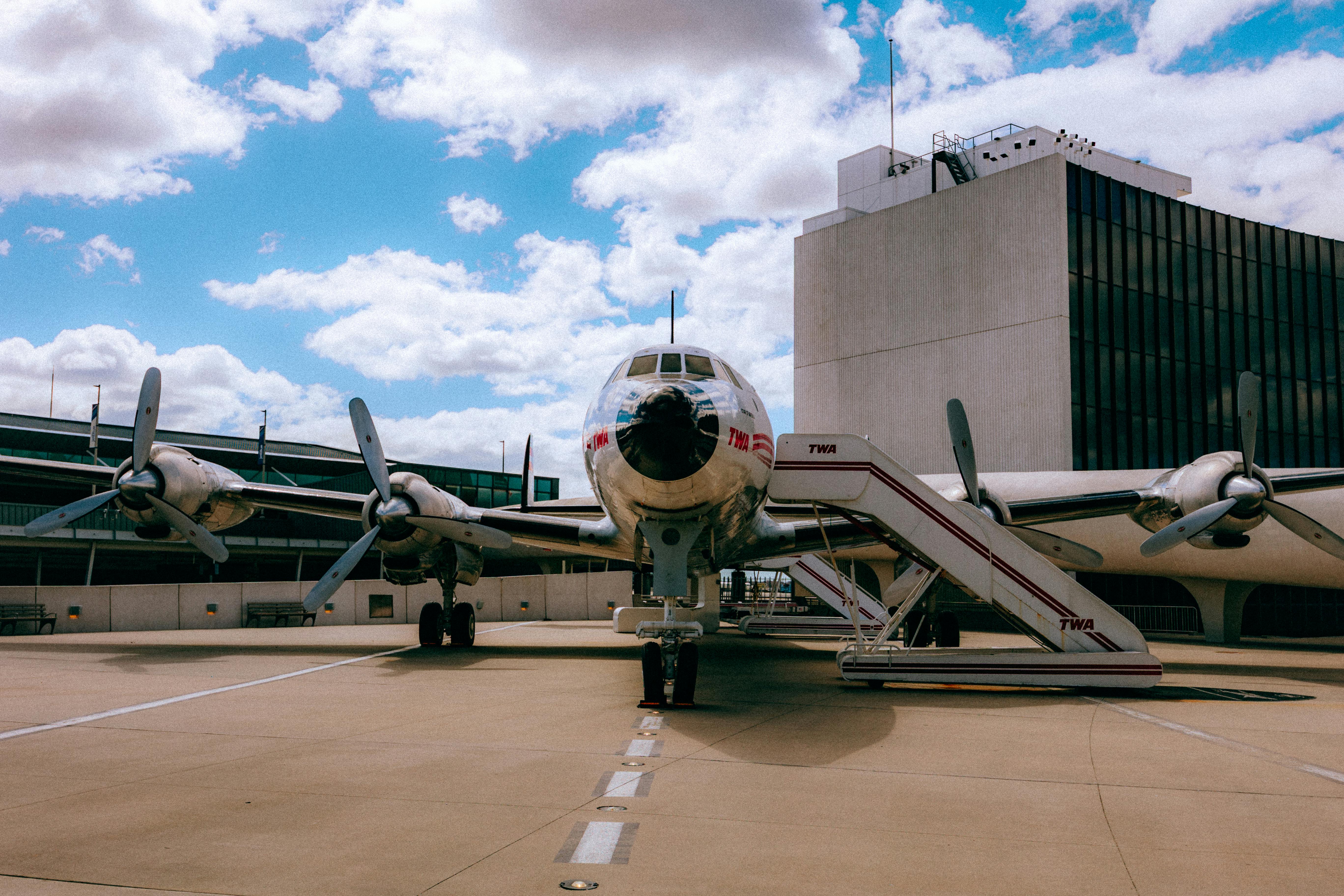 El Tehuelche Airport