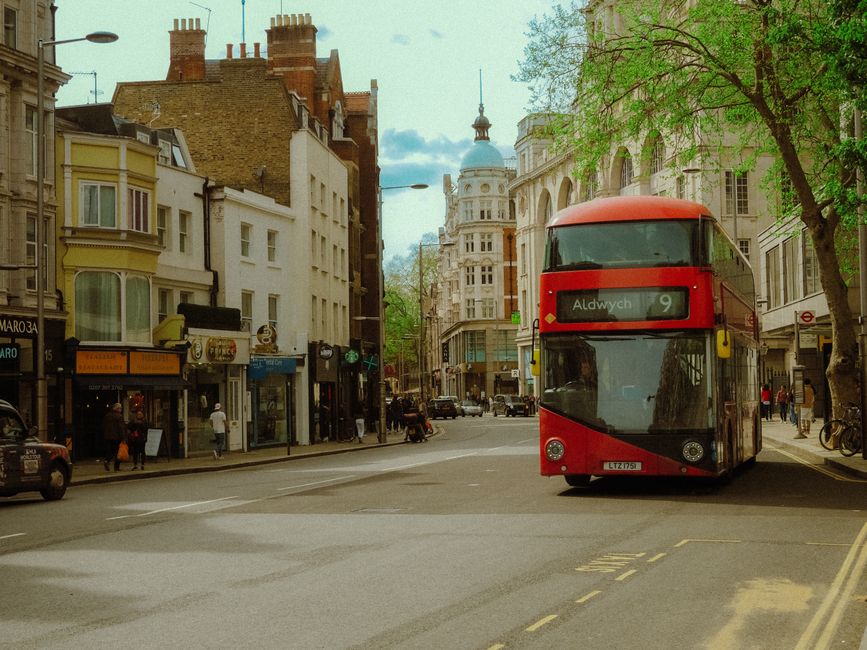 ALDWYCH CLOSE road closure near London — Road Closure: ALDWYCH CLOSE — London