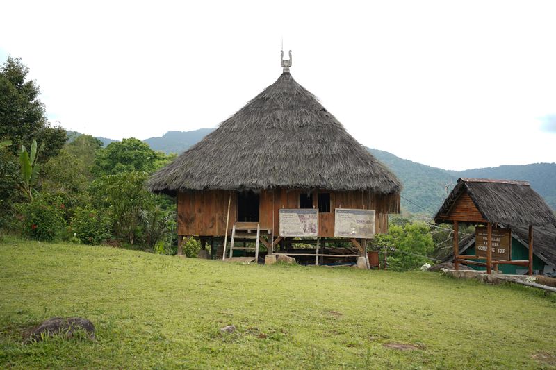 Rumah adat Mbaru Niang tujuan utama trekking Wae Rebo di NTT