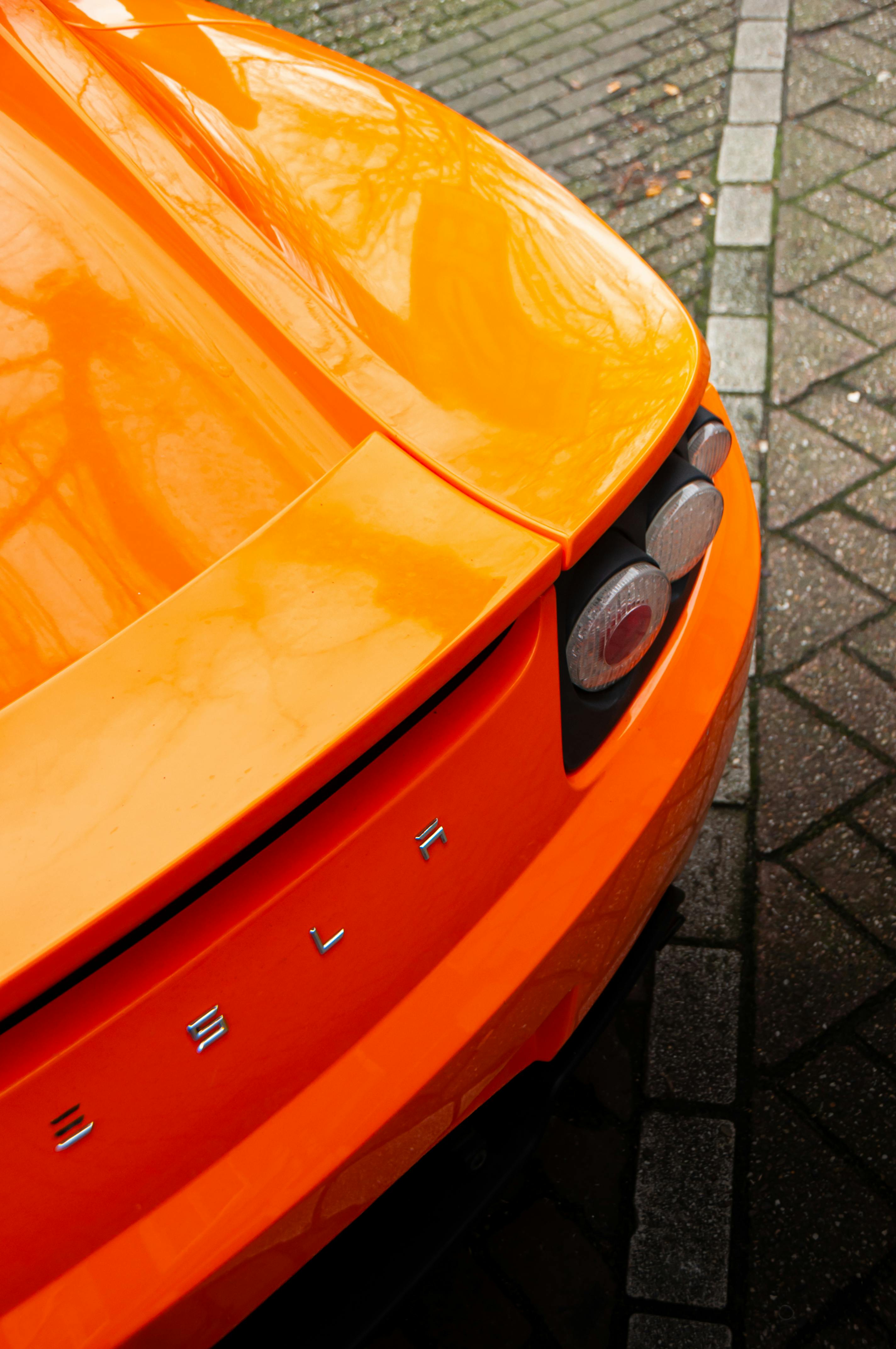 Sam Altman退訂Tesla Roadster引發 Elon Musk 暴怒罵戰