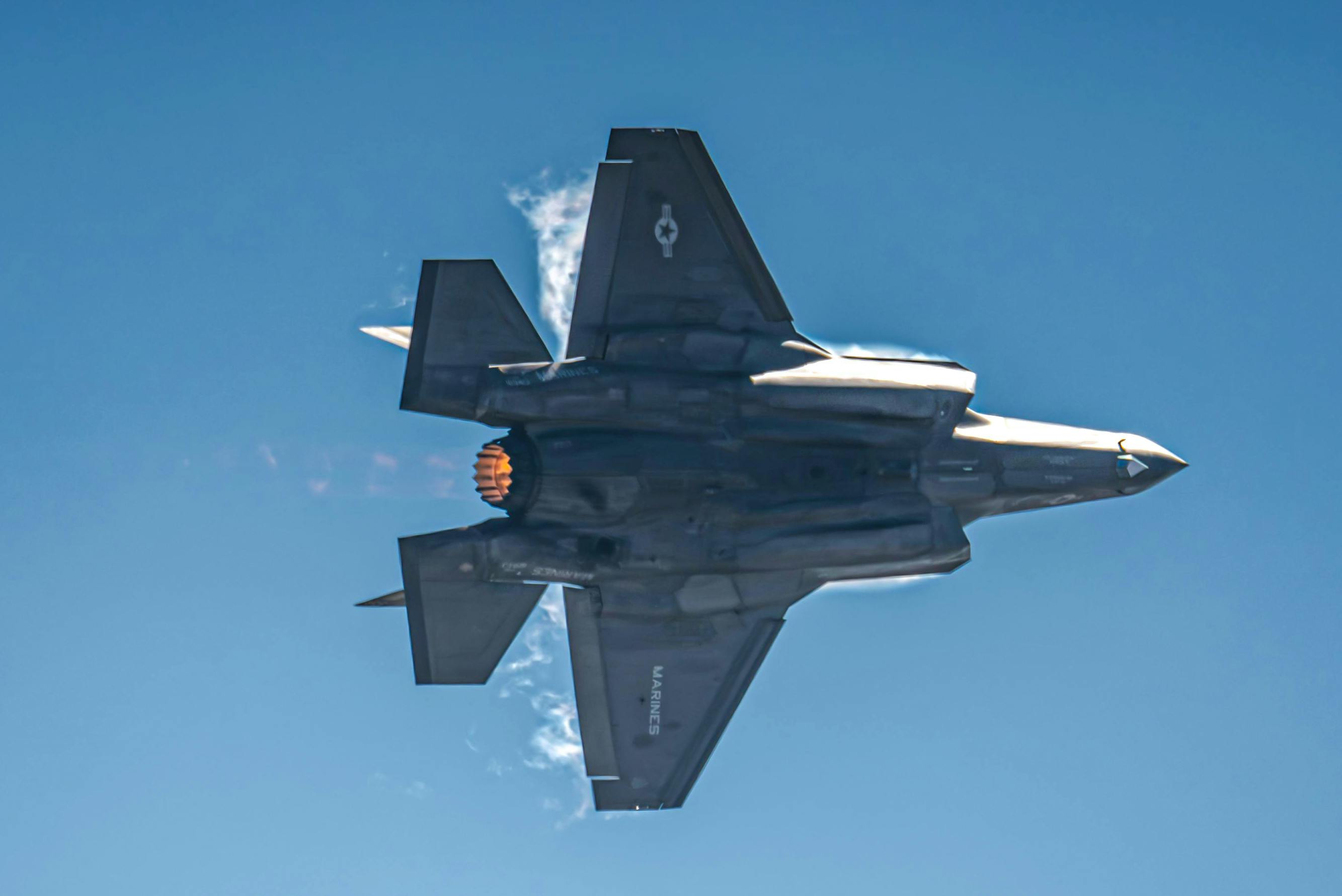 US jet fires on Iranian ship as part of blockade - despite growing peace talks momentum