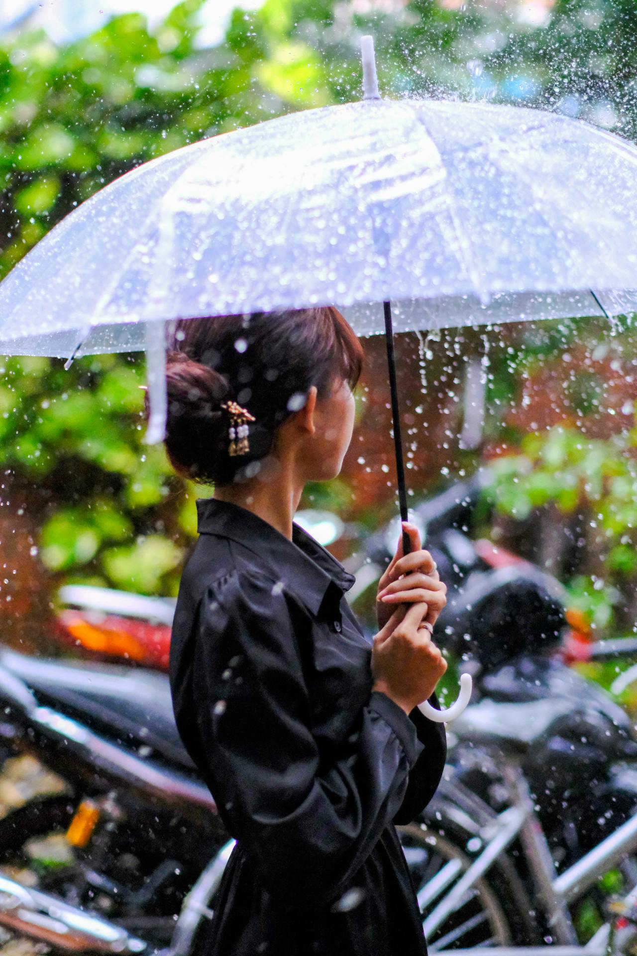 Viết đoạn văn giới thiệu bản thân lớp 4