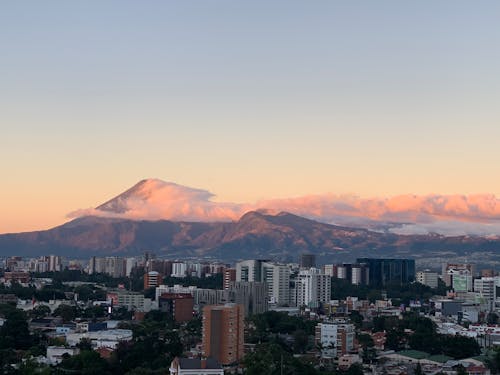 Foto profissional grátis de céu azul, céu bonito, céu da cidade