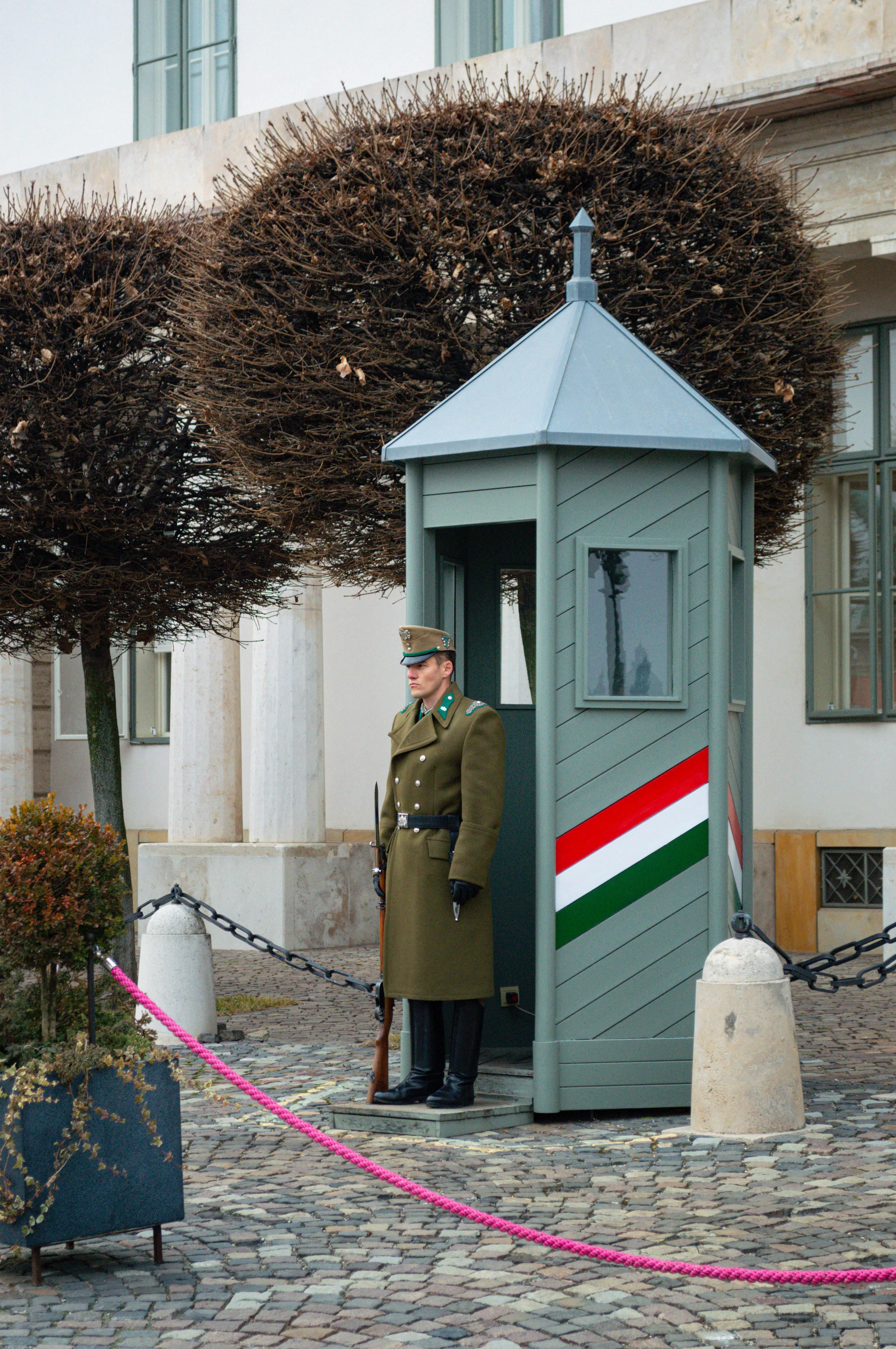 Top 7 Red Flags to Watch Out for When Outsourcing Your Link Building Efforts