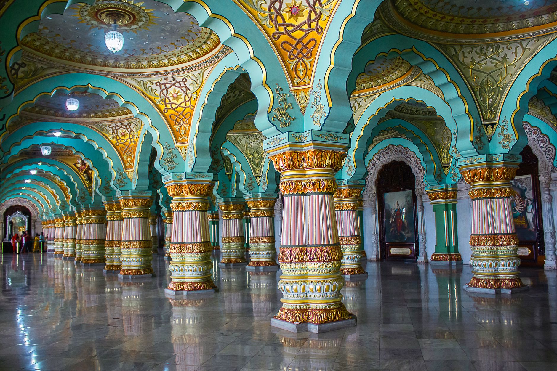 Best Restaurants in Mysore: From Mylari Dosa to Fine Dining