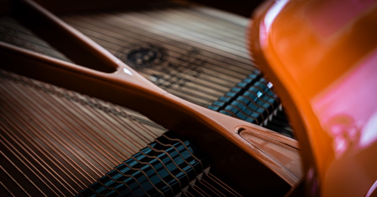 Close-up of Grand Piano Interior Strings and Frame · Free Stock Photo
